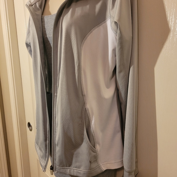 Danskin track jacket - Picture 2 of 5